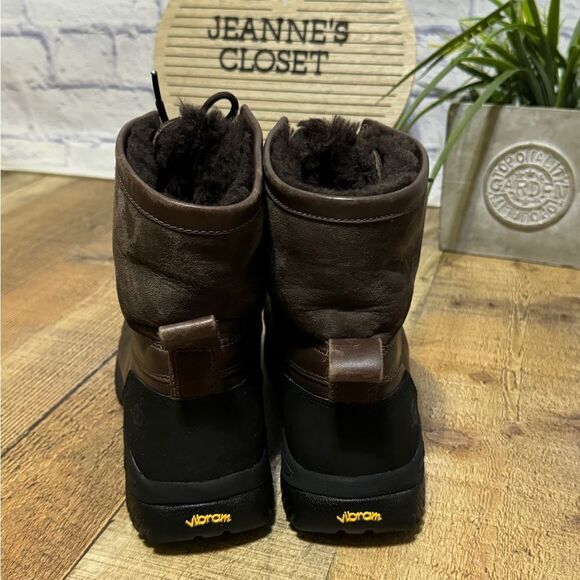 UGG Hilgard Men's 10.5‎ Brown Leather Ankle Shearling Vibram Snow Boot - Picture 12 of 12